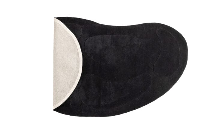 Enard Oval Black, ovalus juodas vilnonis kilimas 290x175