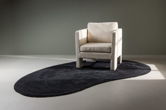 Enard Oval Black, ovalus juodas vilnonis kilimas 290x175