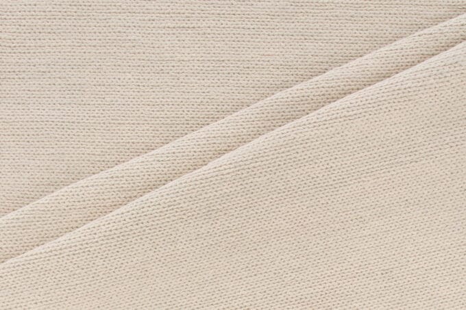 Marta White vilnonis kilimas – stačiakampis, 300x200 cm, kaulo baltumo spalva, rankų darbo pynimo raštas