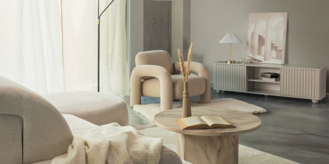 Graciela Cashmere smėlio spalvos TV staliukas su grioveliais