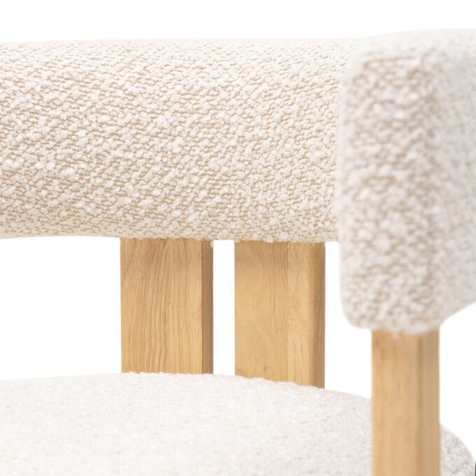 Hailey Cream Boucle kėdė su apvaliu atlošu ir minkšta sėdyne