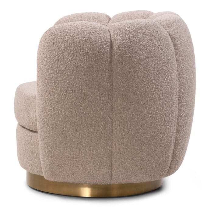 Krey Boucle Beige fotelis su apvaliomis formomis ir auksiniu pagrindu