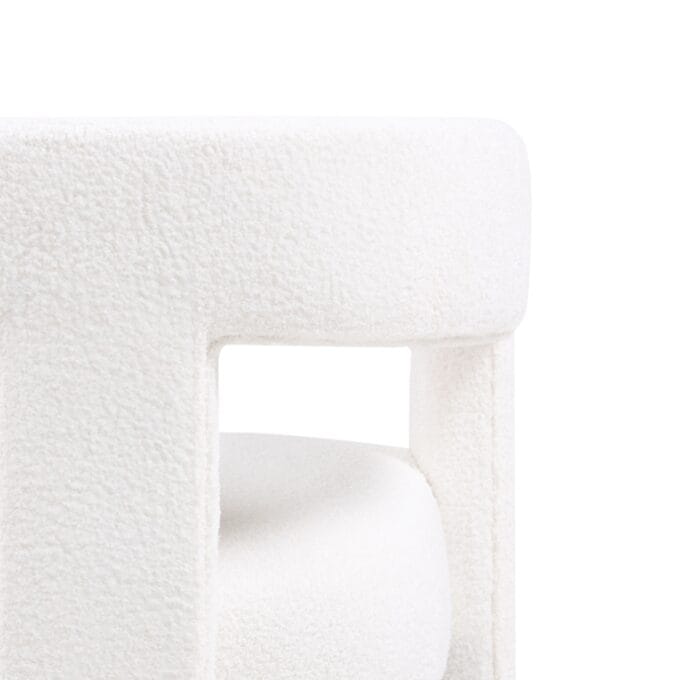 Poilsio krėslas Lory Boucle Cream – apvalus atlošas, boucle audinys, cream spalva