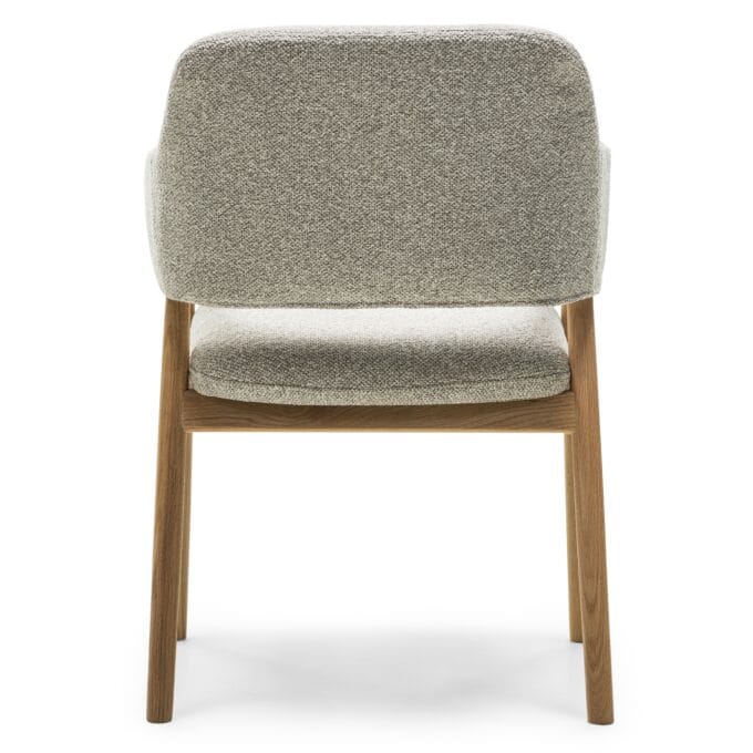 Sanremo Grey Boucle kėdė – patogi kėdė su buklė audiniu ir ąžuolo kojomis