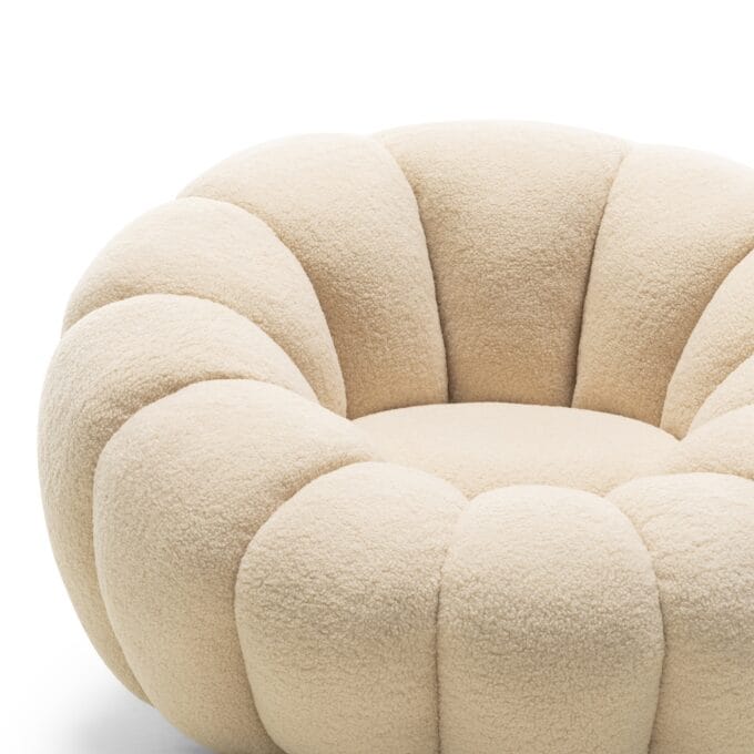Venezia Beige boucle fotelis su apvaliomis formomis ir pasukamu pagrindu