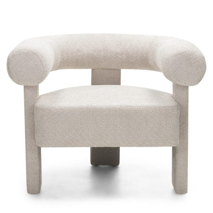 Hella Beige Bouclé krėslas su apvaliomis formomis ir minkštu šviesiu audiniu