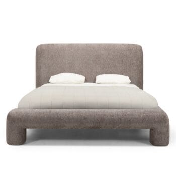 Rolly Brown lova su rudos spalvos audiniu, apvalia galvūgaliu ir tvirtu rėmu